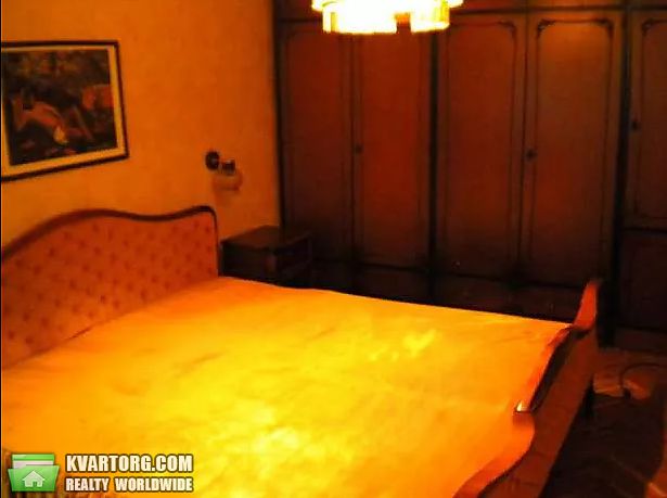 Rent out 3-room apartment. Киев,  Чигорина — photo 1