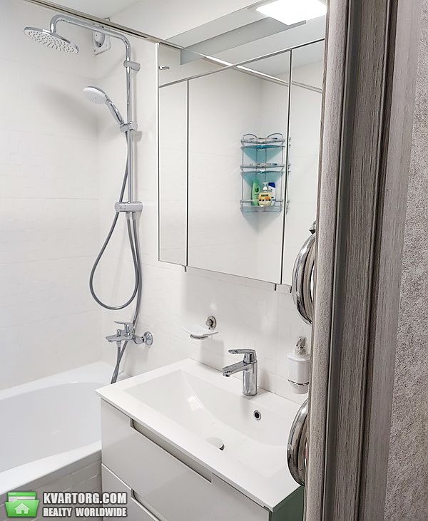 Rent out 2-room apartment. Киев,  Заболотного — photo 5