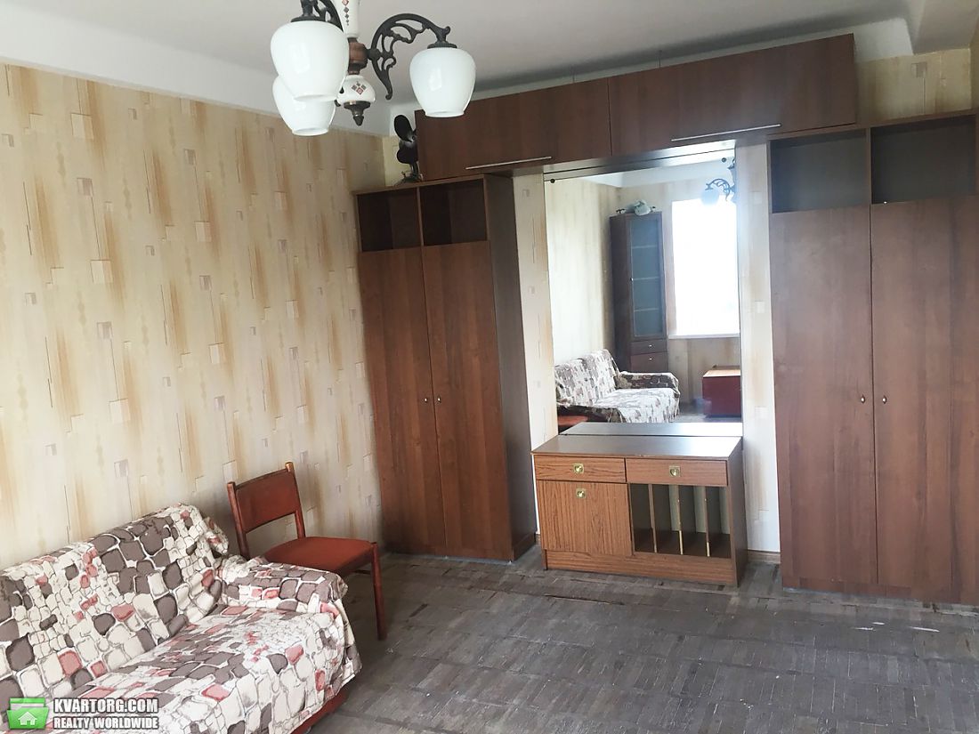 Rent out 3-room apartment. Киев,  Пражская — photo 6