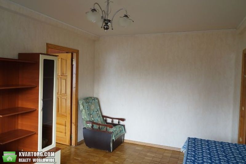 Sell 2-room apartment. Киев,  Карбышева — photo 2
