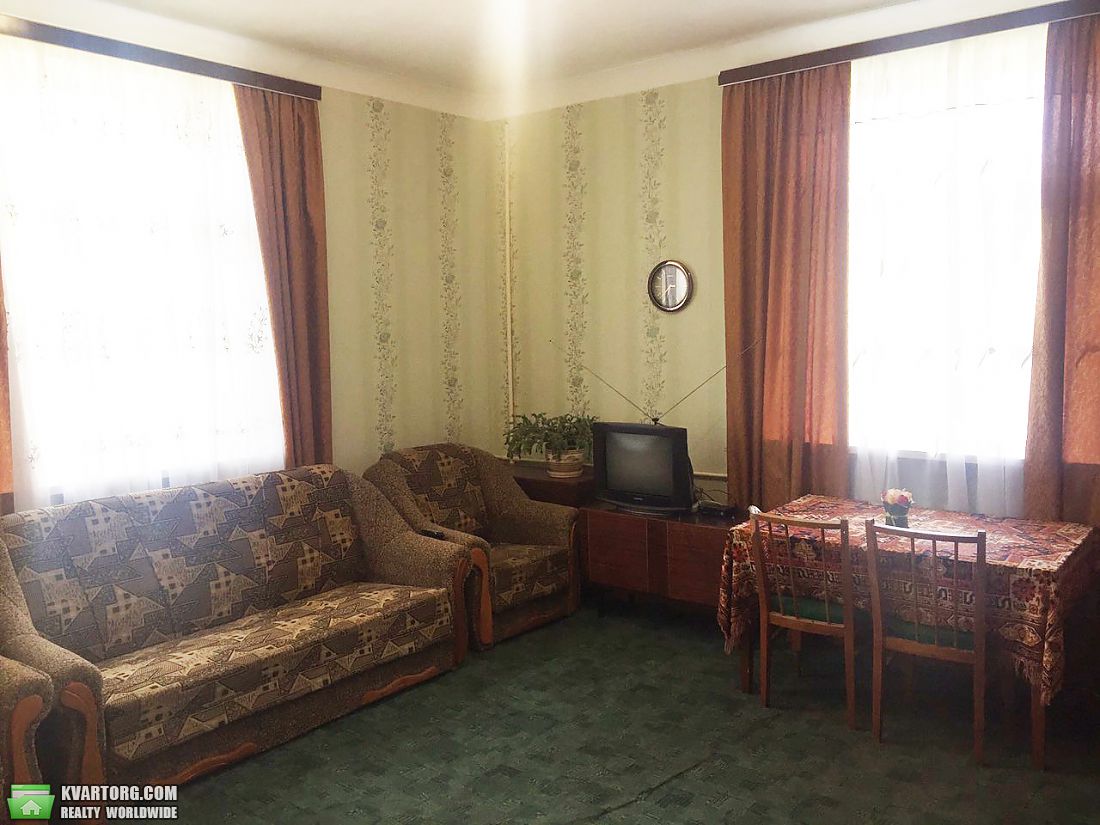 Rent out 2-room apartment. Киев,  Столичное шоссе — photo 1