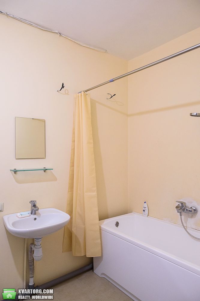 Sell 3-room apartment. Киев,  Петропавловская — photo 9
