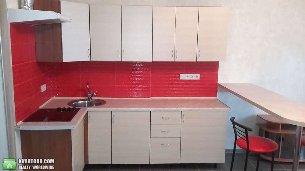 Rent out 1-room apartment. Киев,  Светлая — photo 1