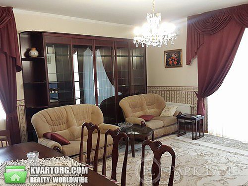 Sell 3-room apartment. Киев,  Дмитриевская — photo 1