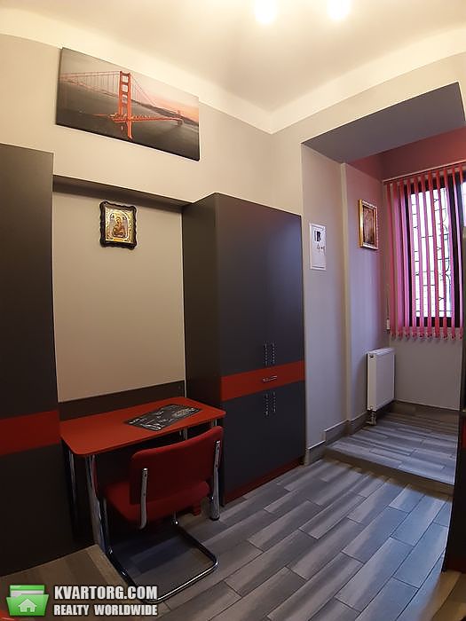 Rent out 1-room apartment. Львов, Перова — photo 3
