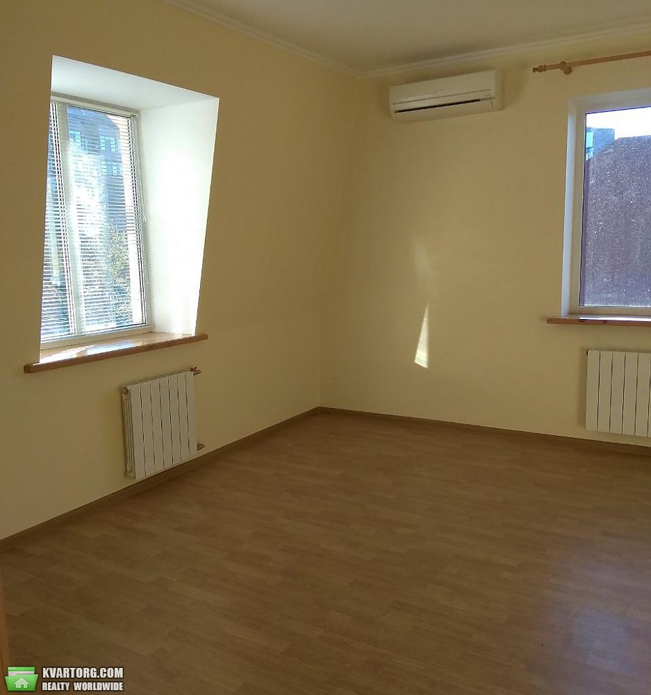 Rent out house. Киев,  Черняховского — photo 8
