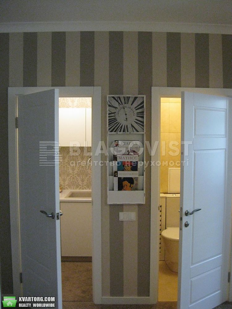 Sell 2-room apartment. Киев,  Щорса — photo 4