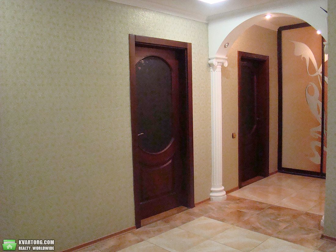 Sell 3-room apartment. Киев,  Ирпенская — photo 2
