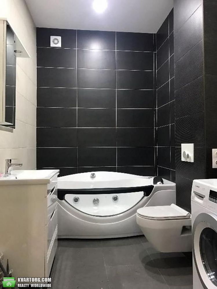 Rent out 3-room apartment. Киев, Бажова — photo 6