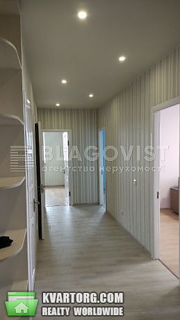 Rent out 3-room apartment. Киев,  Теремковская — photo 1