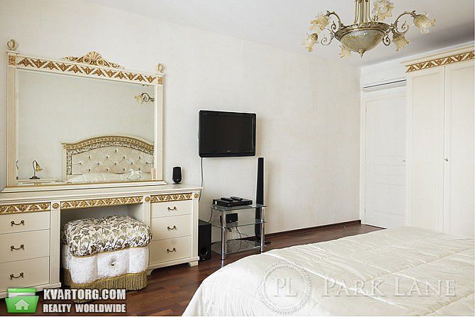 Sell 4-room apartment. Киев,  Драгоманова — photo 4