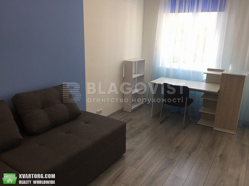 Rent out 1-room apartment. Киев,  Демиевская — photo 1