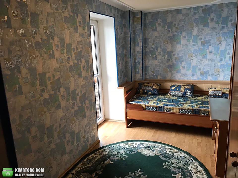 Rent out 1-room apartment. Киев,  Щорса — photo 8