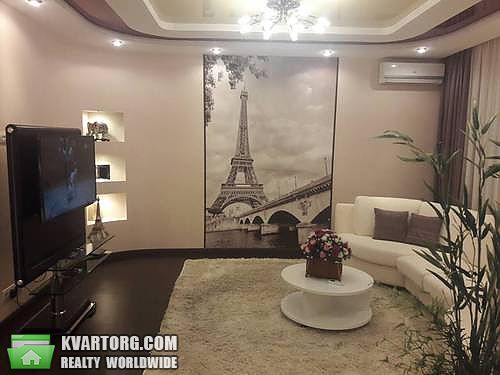 Rent out 2-room apartment. Киев,  Голосеевская — photo 6