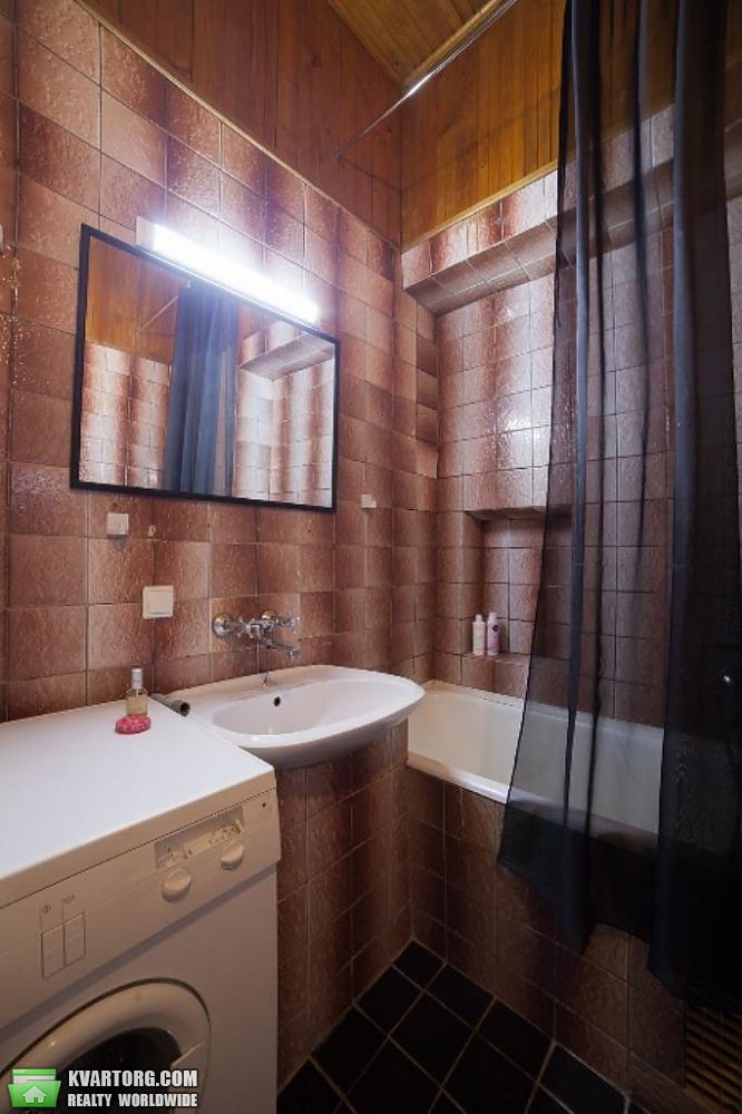 Rent out 1-room apartment. Киев,  Почайнинская — photo 7