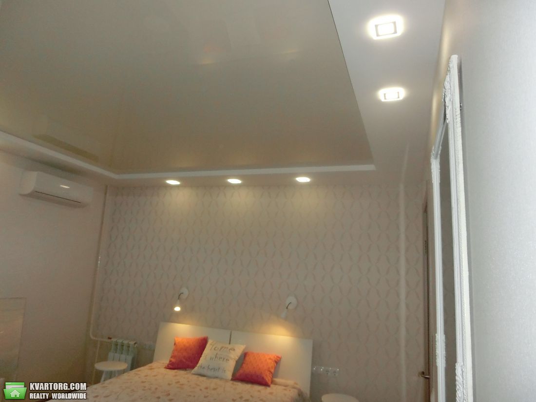 Rent out 1-room apartment. Киев, Никольский пер. — photo 2
