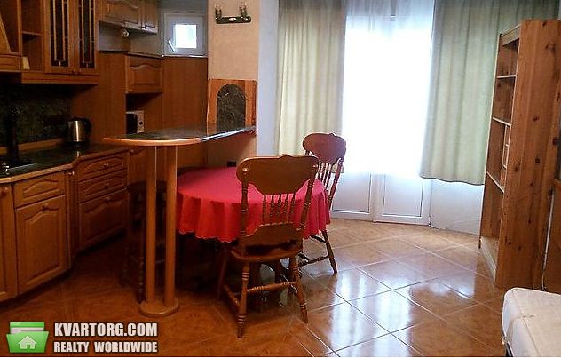 Rent out 1-room apartment. Киев,  Лабораторный пер — photo 1