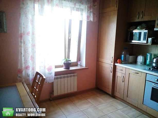 Sell 3-room apartment. Киев,  Волгоградская — photo 1