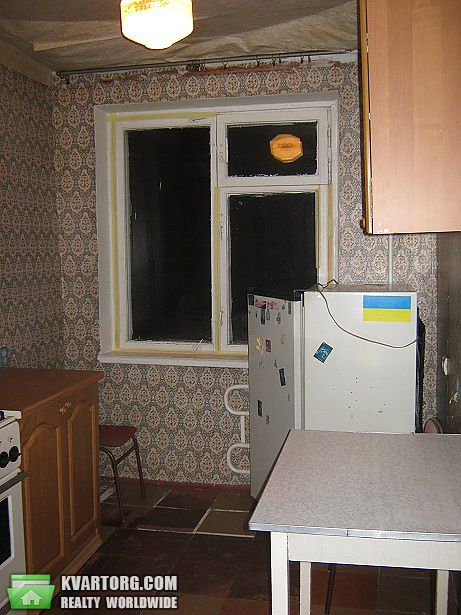 Sell 2-room apartment. Днепропетровск, ж/м Тополь-2 — photo 1