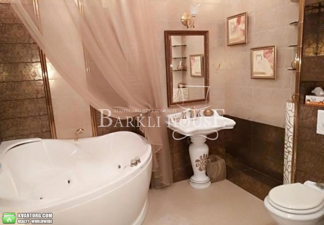 Rent out 2-room apartment. Киев, Коновальца — photo 10