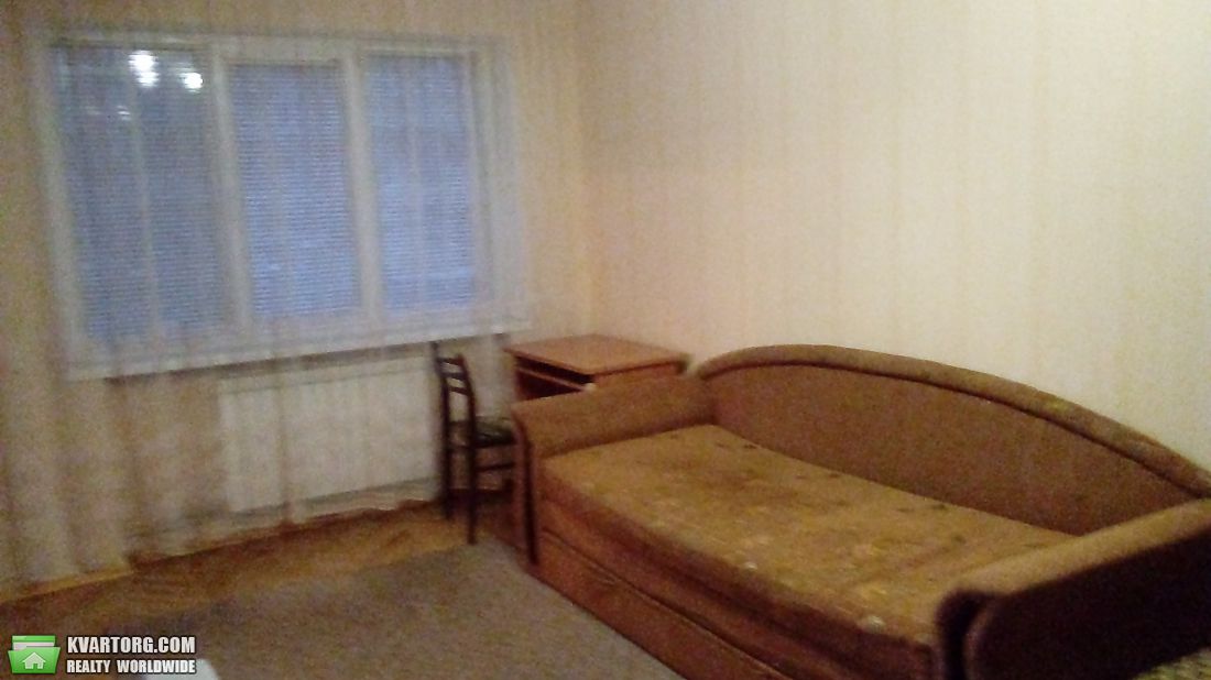 Rent out 2-room apartment. Киев, Телиги — photo 9