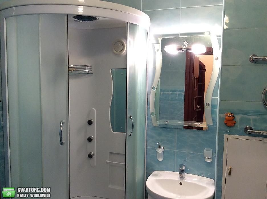 Rent out 1-room apartment. Киев,  Чавдар — photo 8