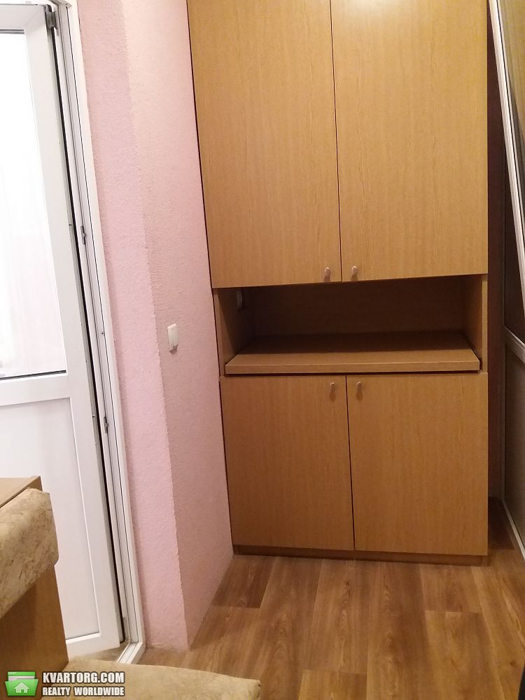 Rent out 2-room apartment. Киев,  Вильямса — photo 8