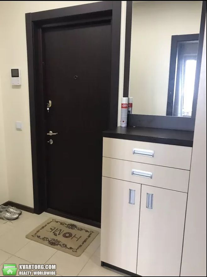 Rent out 1-room apartment. Киев,  Межевая — photo 4