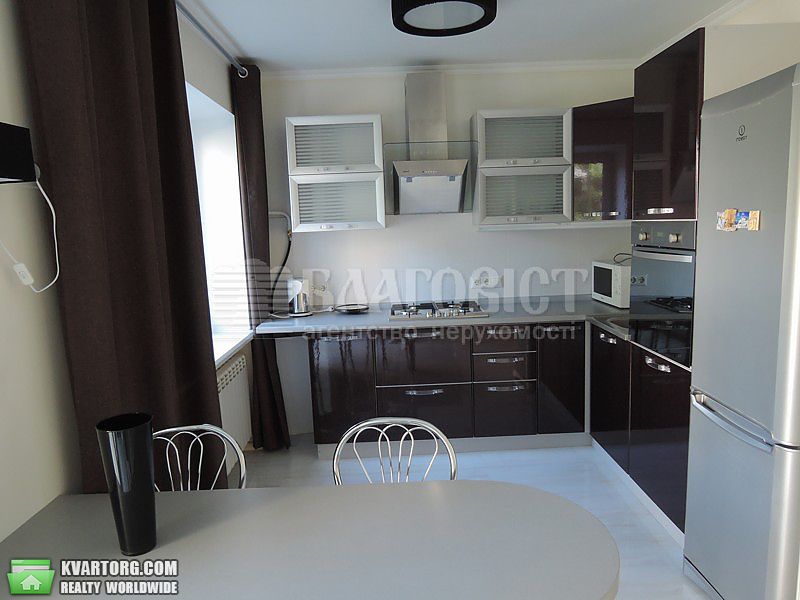 Rent out 2-room apartment. Киев,  Кутузова пер — photo 2