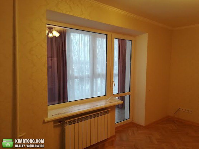 Sell 2-room apartment. Киев,  Строителей — photo 2