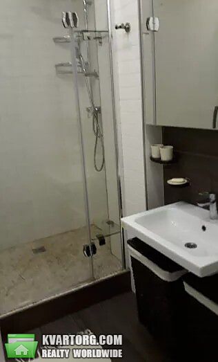 Rent out 2-room apartment. Киев, Регенераторная — photo 3