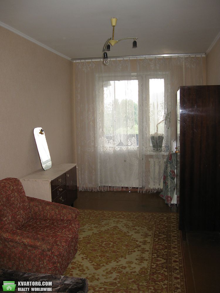 Rent out 3-room apartment. Киев,  Кольцова бул — photo 3