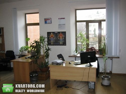 Rent out office. Киев, ул. Павловская — photo 1