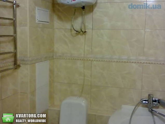 Rent out 2-room apartment. Киев,  Черновола — photo 3