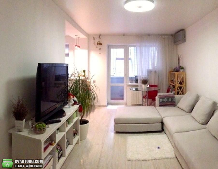 Rent out 2-room apartment. Киев,  Московская — photo 2