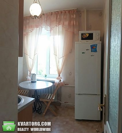 Rent out 2-room apartment. Киев, Лаврская — photo 4