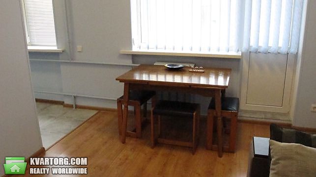 Rent out 2-room apartment. Киев, Тупикова — photo 6