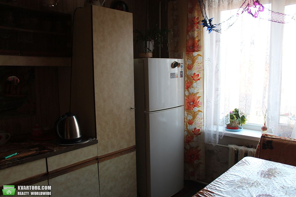 Sell 3-room apartment. Днепропетровск, Набережная Победы — photo 2