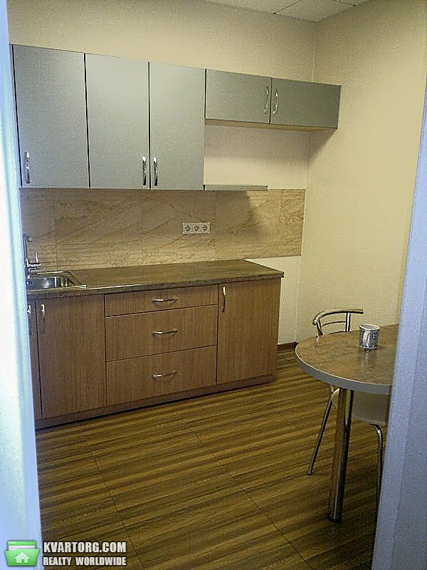 Rent out office. Киев,  Нижний Вал — photo 5