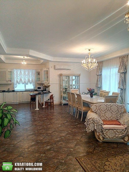 Sell house. Киев,  Лесная — photo 4