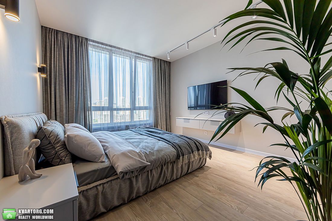 Sell 2-room apartment. Киев, Бойчука — photo 1