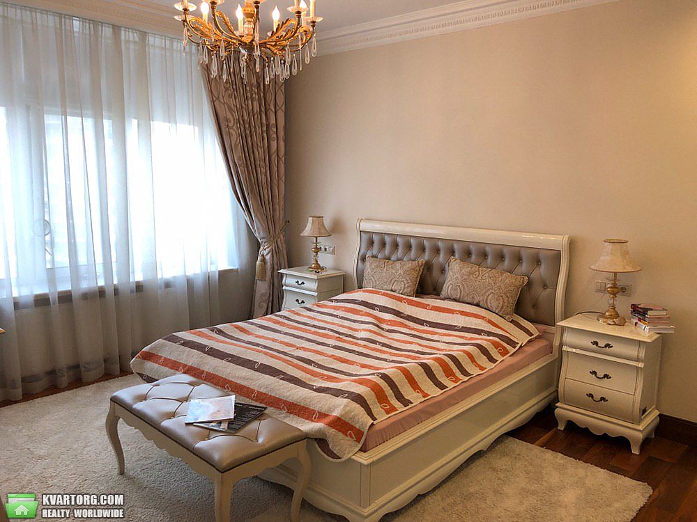 Rent out 3-room apartment. Киев, Драгомирова ул. — photo 4