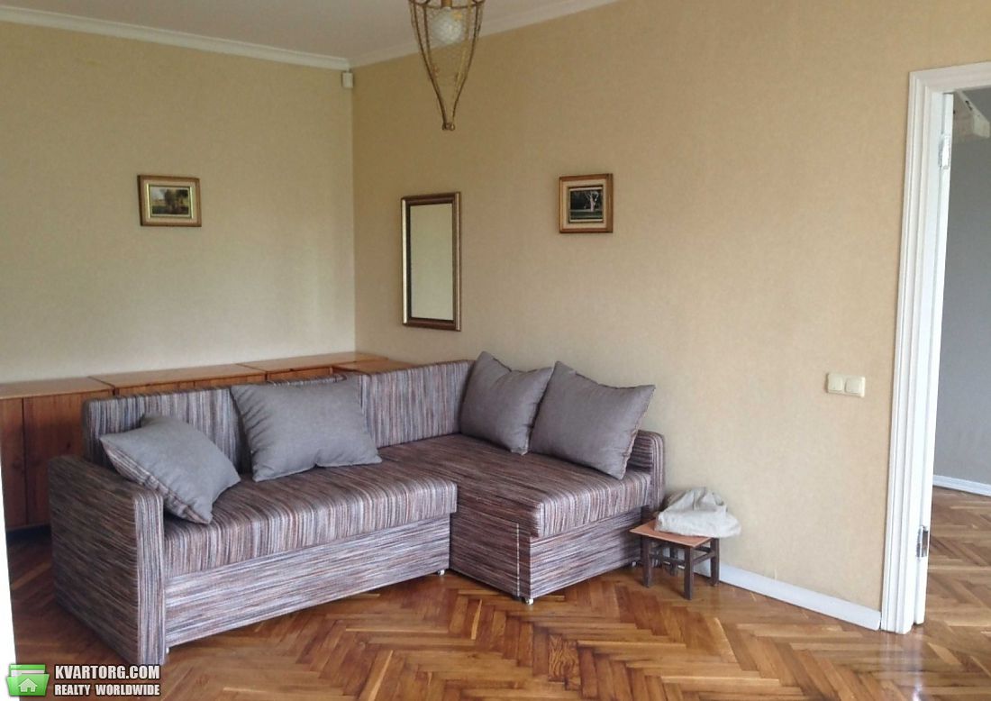 Rent out 2-room apartment. Киев,  Бастионная — photo 5