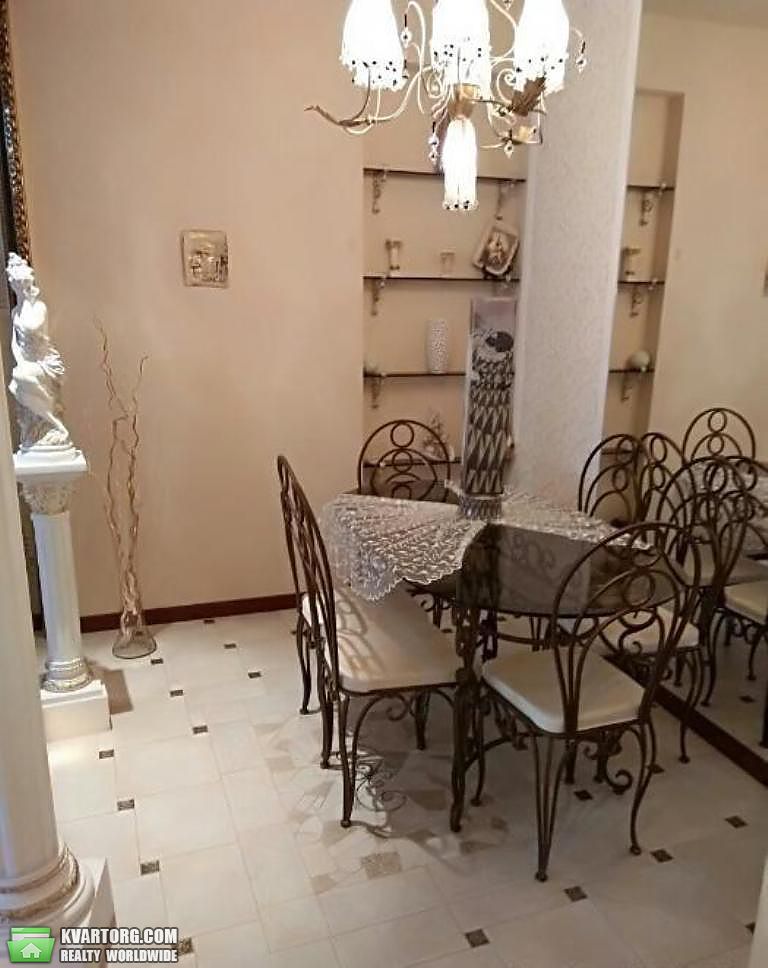 Rent out 2-room apartment. Киев, Коновальца — photo 9