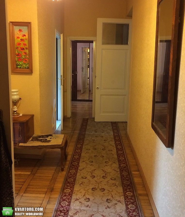 Sell 4-room apartment. Киев,  Липская — photo 3