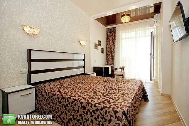 Rent out 2-room apartment. Одесса, Французский бульвар — photo 1
