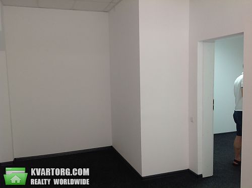 Rent out office. Киев, Дегтяревская — photo 1