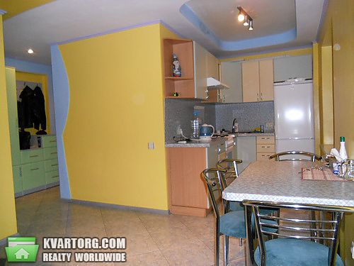 Sell 2-room apartment. Киев,  Жилянская — photo 3