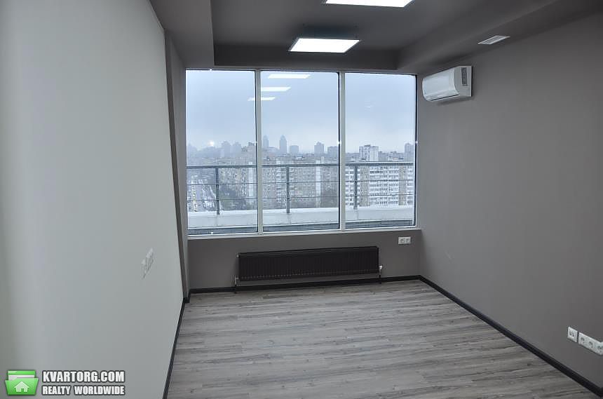 Rent out office. Киев, Московский проспект — photo 4