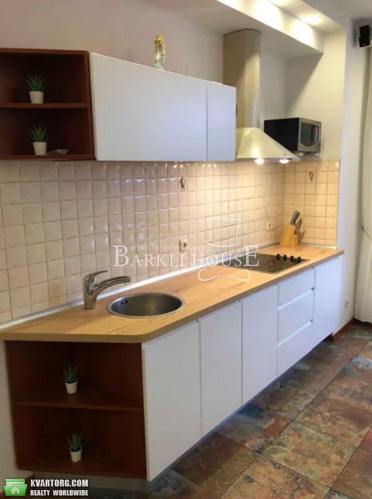 Rent out 3-room apartment. Киев,  Жилянская — photo 6